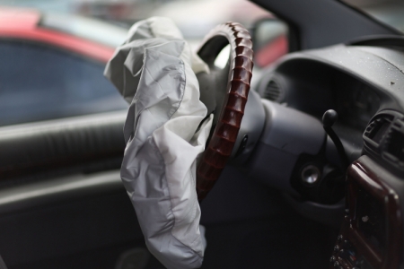 Автопроизводители отзывают более 19 млн машин из-за бракованных подушек безопасности