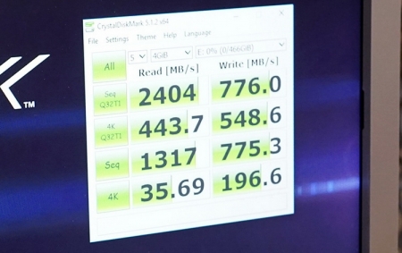 SSD Crucial Ballistix TX3 использует память типа 3D MLC NAND