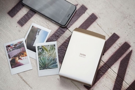 Fujifilm представила новый фотопринтер для смартфонов Instax Share SP-2