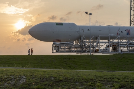 Видео неудачной попытки посадки Falcon 9 на морскую платформу