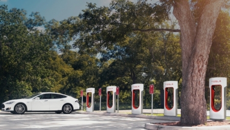 У Tesla Model 3 не будет опции бесплатной зарядки на станции Supercharger