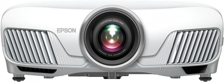 Epson Home Cinema 5040UB: первый в мире 3LCD-проектор с 4K и HDR