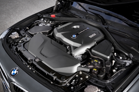 Автомобиль BMW 3 Series Gran Turismo получил новое поколение двигателей