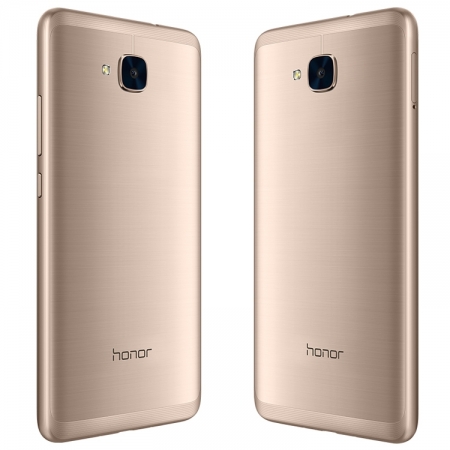 Российские продажи смартфона Huawei Honor 5C с экраном Full HD стартуют 15 июля