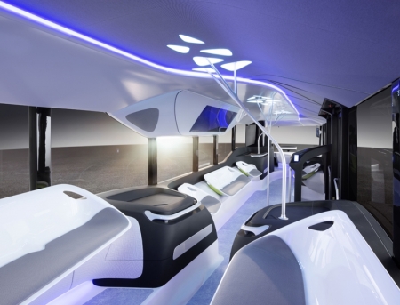 Беспилотный автобус будущего в представлении Mercedes-Benz