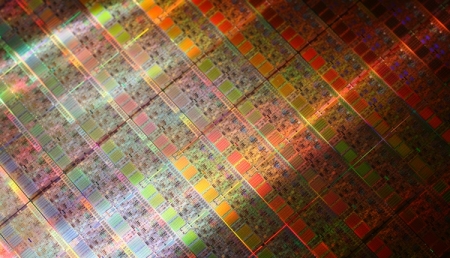 Intel начала поставки процессоров Core седьмого поколения