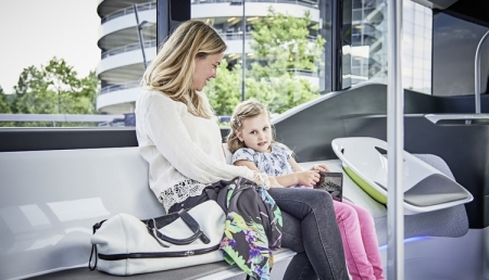 Беспилотный автобус будущего в представлении Mercedes-Benz