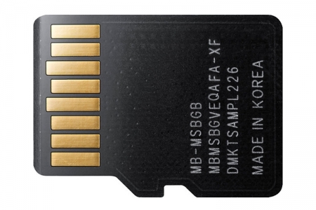 Samsung работает над гибридным слотом для карт памяти UFS и microSD