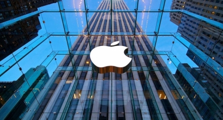 Apple Store теперь называют просто «Apple»