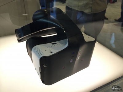 Открытие конференции IDF 2016: шлем виртуальной реальности от Intel, рабочий стол Windows 10 в VR
