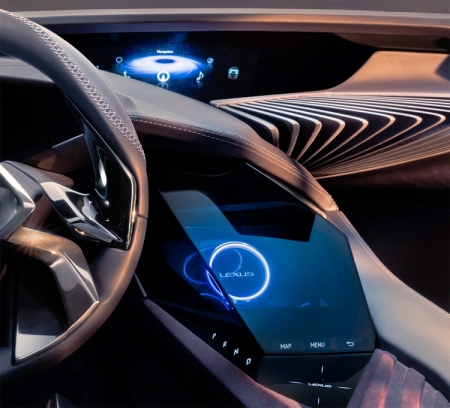 Lexus UX Concept демонстрирует водительское место будущего