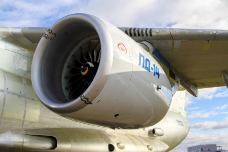 Сверхмощный российский авиадвигатель появится в течение 10 лет