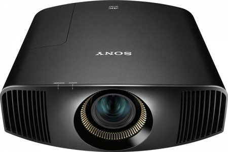 Sony представила проектор с поддержкой 4K HDR