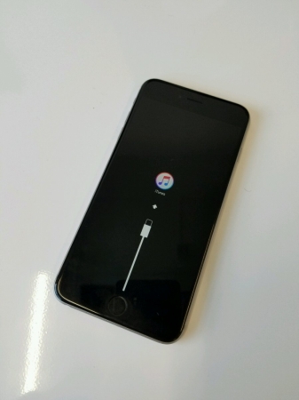 Что делать, если обновление iOS 10 превратило ваш iPhone в «кирпич»?