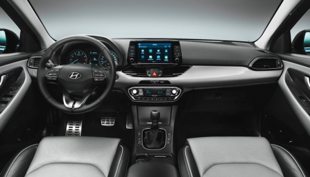 Hyundai i30 нового поколения поддерживает Apple CarPlay и Android Auto