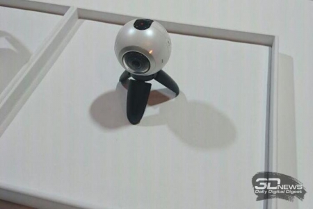 Samsung готовит панорамную камеру Gear 360 Pro