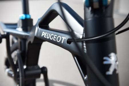 Peugeot eF01: складной электровелосипед для преодоления «последней мили»