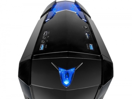 Inter-Tech Q2 Illuminator Blue: корпус для любителей синей подсветки