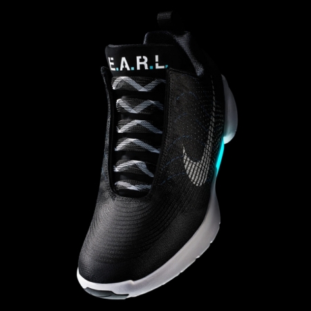 Самозашнуровывающиеся кроссовки Nike поступят в продажу 28 ноября