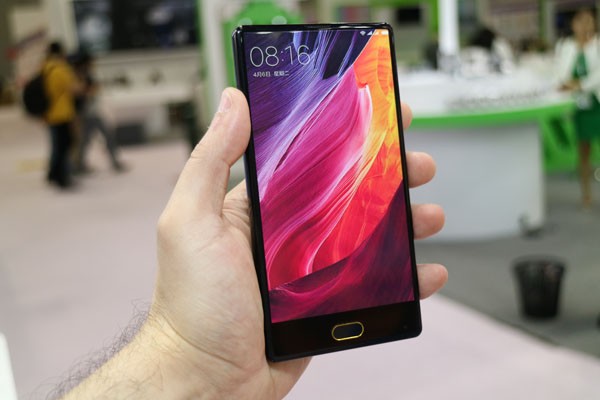 Bluboo клонировала Xiaomi Mi Mix и выпустила смартфон S1