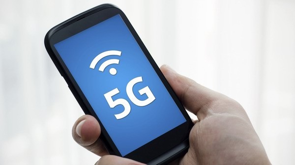 Названа дата запуска сетей 5G в России