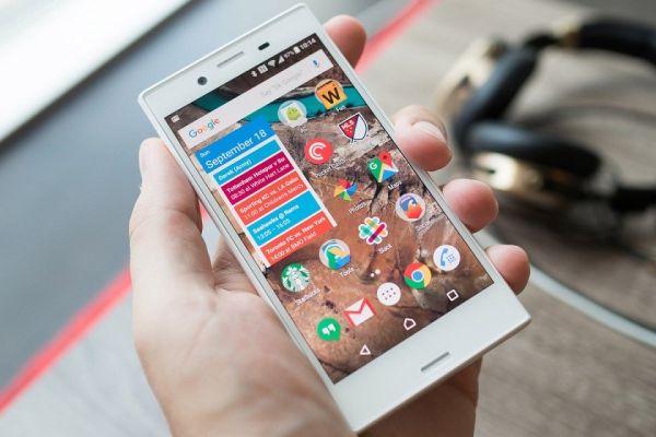 Смартфоны Sony Xperia X уйдут со сцены