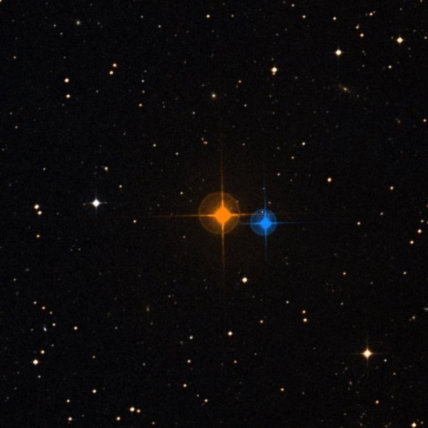 Ученые обнаружили потенциально самую маленькую звезду во Вселенной: Аномалия тройной системы поразила астрофизиков  
