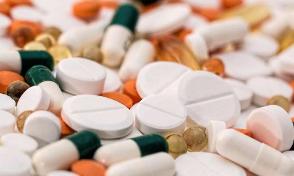 Британские учёные призвали немедленно отказаться от антибиотиков