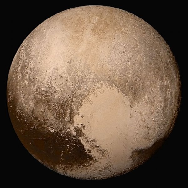 Уфологи: На Плутоне обнаружена база НЛО