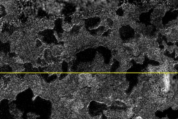 NASA представили новые снимки Титана