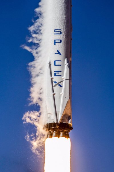 Американская компания SpaceX обогнала Россию по количеству запусков в 2017 году