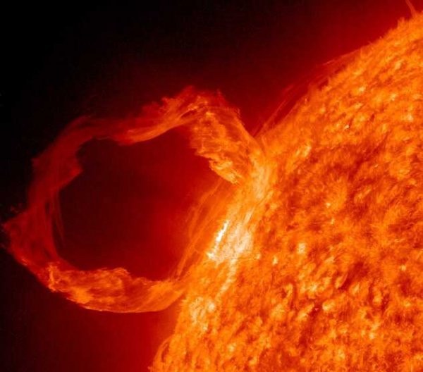 Мощная вспышка на Солнце может привести к гибели Земли