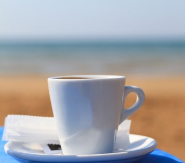 Ученые сообщили, что кофе с маслом может помочь сбросить вес: Жир ускоряет обмен веществ