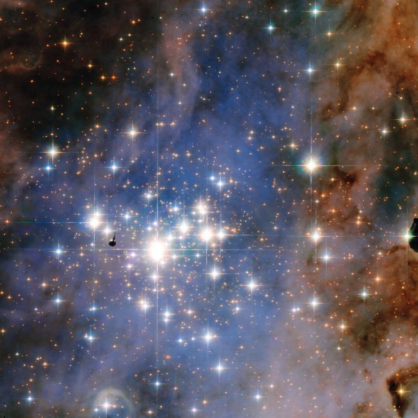Астрономами обнаружена одна из самых ярких звезд: Подробности аномального явления