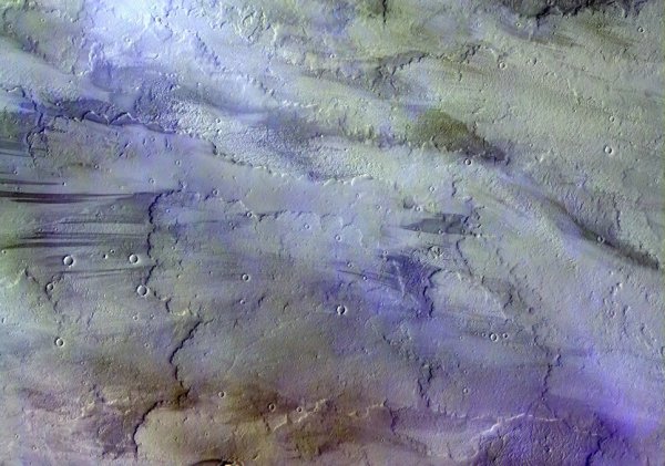 Зонд «ЭкзоМарс» передал на Землю снимки марсианских облаков: Подробности уникального явления из первых уст