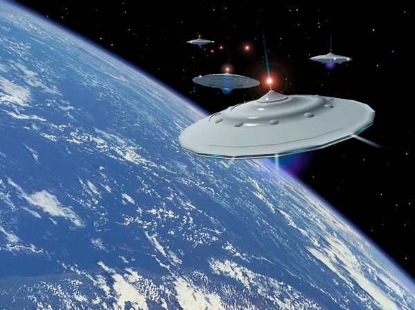 Ученые NASA опровергли слухи о том, что сотни НЛО летят к Земле: Якобы инопланетными кораблями являются астероиды
