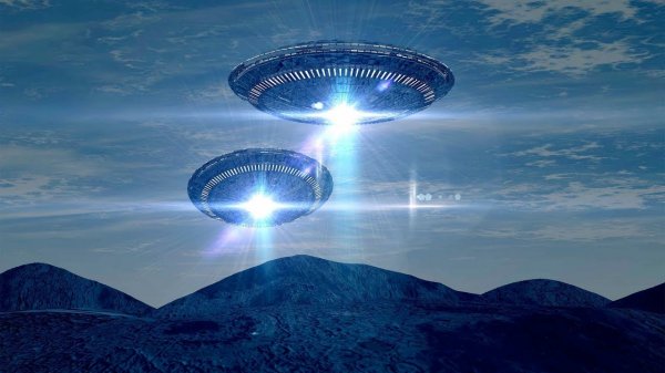 Ученые NASA опровергли слухи о том, что сотни НЛО летят к Земле: Якобы инопланетными кораблями являются астероиды