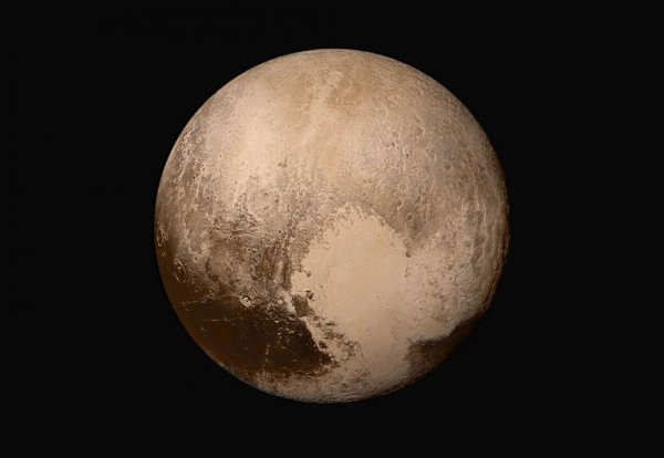 Ученые из США требуют от NASA организовать очередную экспедицию на Плутон