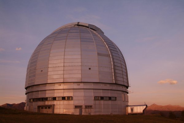 После реконструкции зеркало телескопа БТА вручили РАН