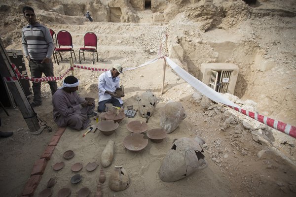 В ходе раскопок в Египте была обнаружена древняя 3-тысячелетняя мумия