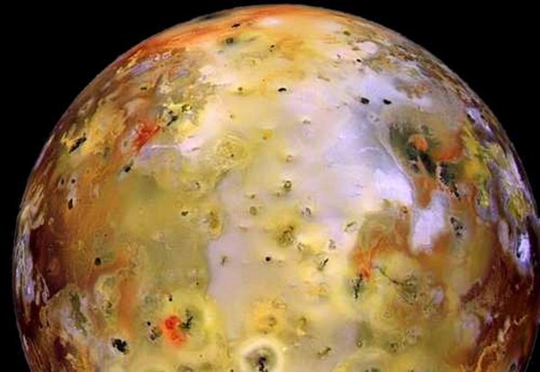 На спутнике Юпитера зафиксировали новый вид извержений