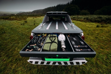 Nissan Navara EnGuard Concept: экстремальный пикап с БПЛА и ИБП для спасателей